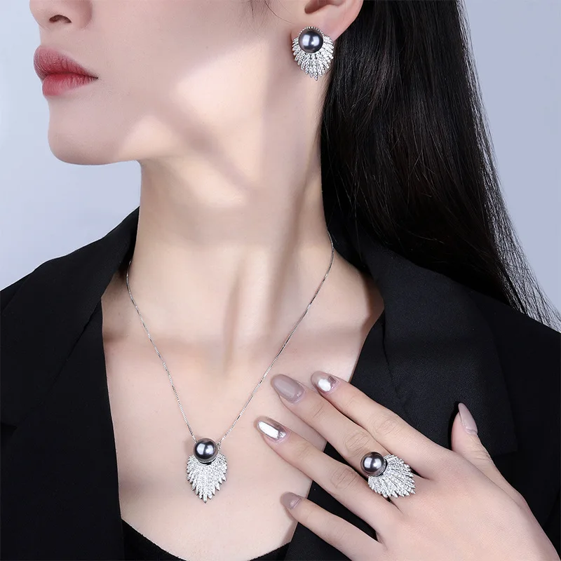 2023 New 3-piece Set of Gold Plated Beimu Pearl on Copper Bottom with Korean Fashion Grey Pearl Set 12mm
2023 New 3-piece Set of Gold Plated Beimu Pearl on Copper Bottom with Korean Fashion Grey Pearl Set 12mm