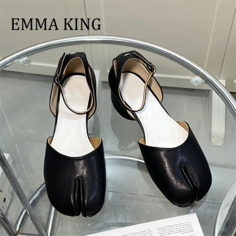 Spring Autumn Women Split Toe Pumps Ladies Genuine Leather Ankle Strap Sandals Female Comfort Lower Round Heel Fashion Shoes
Spring Autumn Women Split Toe Pumps Ladies Genuine Leather Ankle Strap Sandals Female Comfort Lower Round Heel Fashion Shoes