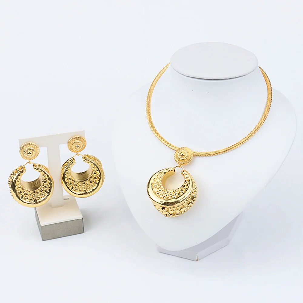 Dubai Gold Plated Jewelry Set Large Earrings and Pendant Necklace 2PCS Sets For Weddings Bride Gifts Nigerian Accessory
Dubai Gold Plated Jewelry Set Large Earrings and Pendant Necklace 2PCS Sets For Weddings Bride Gifts Nigerian Accessory