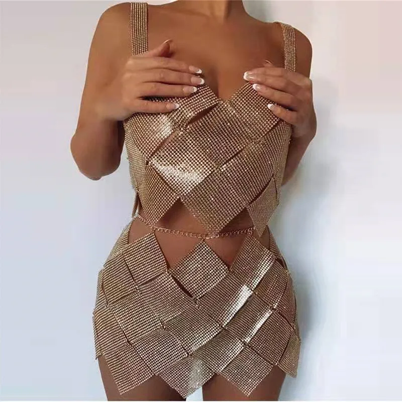 Sequare Sequined Patchwork Crystal Halter Top Skirt Outfit Women Asymmetric Hem Backless Crop Metal Chain Party Club Suits
Sequare Sequined Patchwork Crystal Halter Top Skirt Outfit Women Asymmetric Hem Backless Crop Metal Chain Party Club Suits