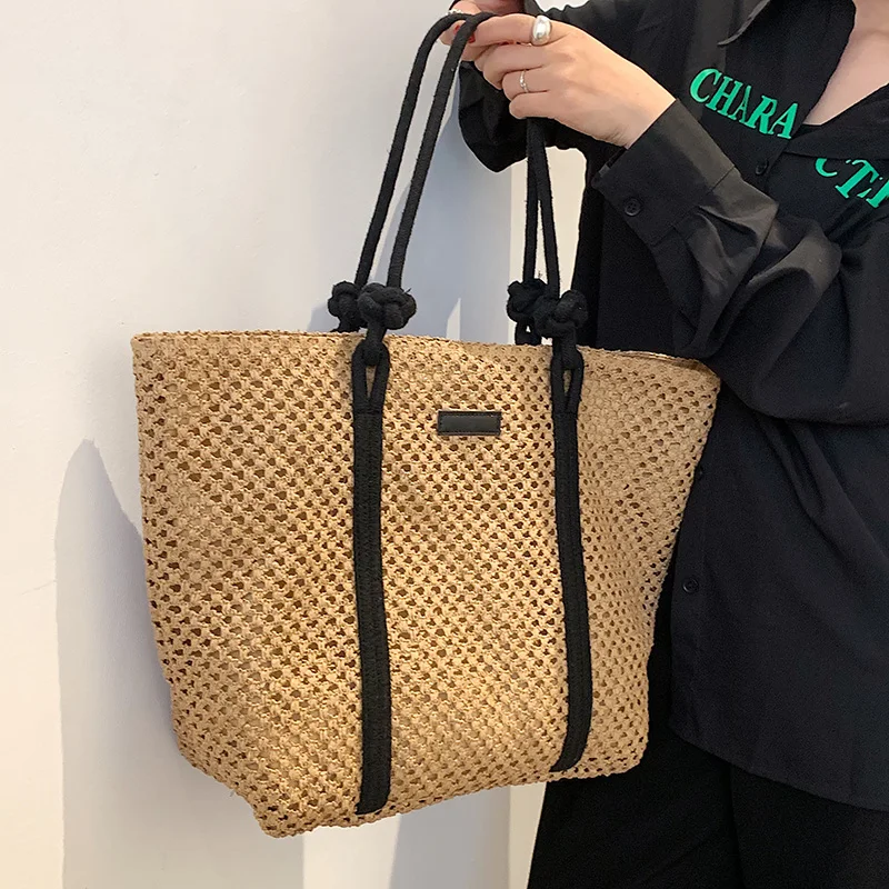 2022 New Summer Large-Capacity Fashion Simple Western-Style High-Quality Texture High-Quality Women'S One-Shoulder Tote Handbag
2022 New Summer Large-Capacity Fashion Simple Western-Style High-Quality Texture High-Quality Women'S One-Shoulder Tote Handbag