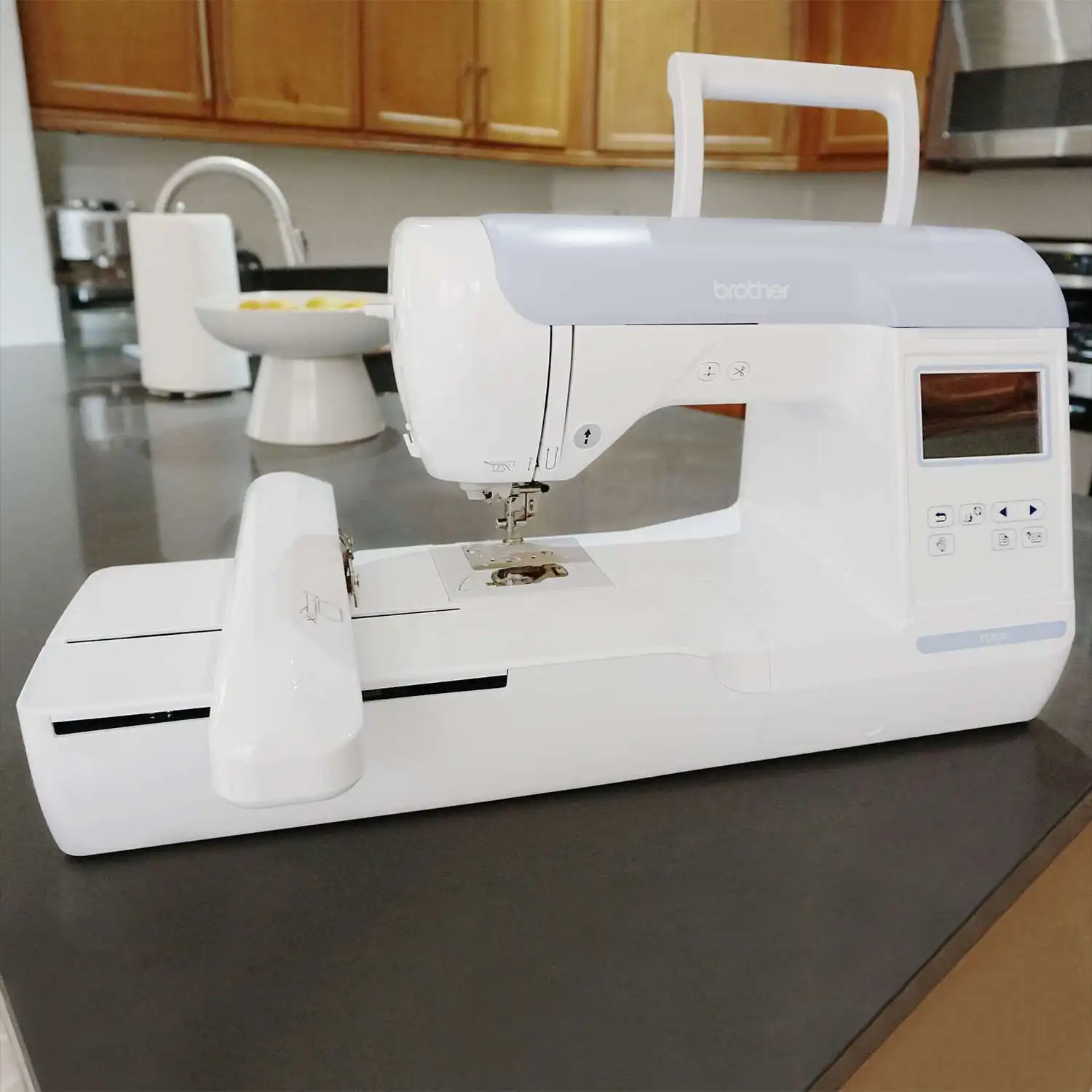 Купите 2 и получите 1 бесплатную вышивальную машину Brother PE800 5x7 с большим цветным сенсорным ЖК-экраном и комплектными аксессуарами
Купите 2 и получите 1 бесплатную вышивальную машину Brother PE800 5x7 с большим цветным сенсорным ЖК-экраном и комплектными аксессуарами