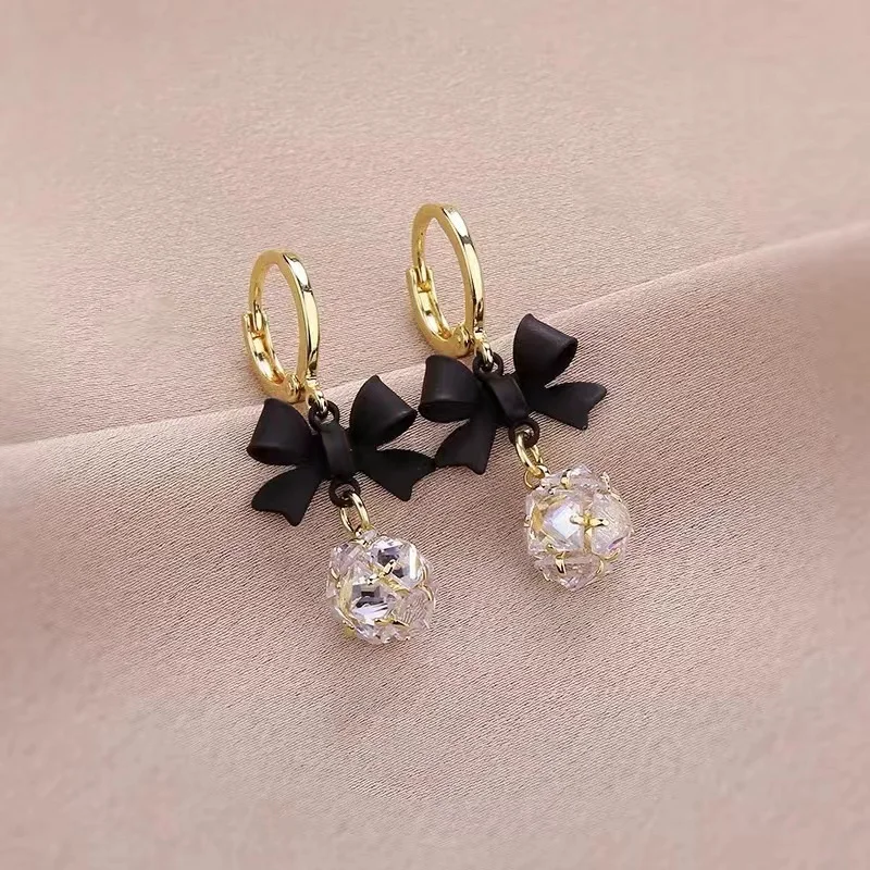 Korean Style Black Bowknot Dangle Earrings For Women Sweet Butterfly Opal Drop Earrings Weddings Party Jewelry Gift For Girls
Korean Style Black Bowknot Dangle Earrings For Women Sweet Butterfly Opal Drop Earrings Weddings Party Jewelry Gift For Girls