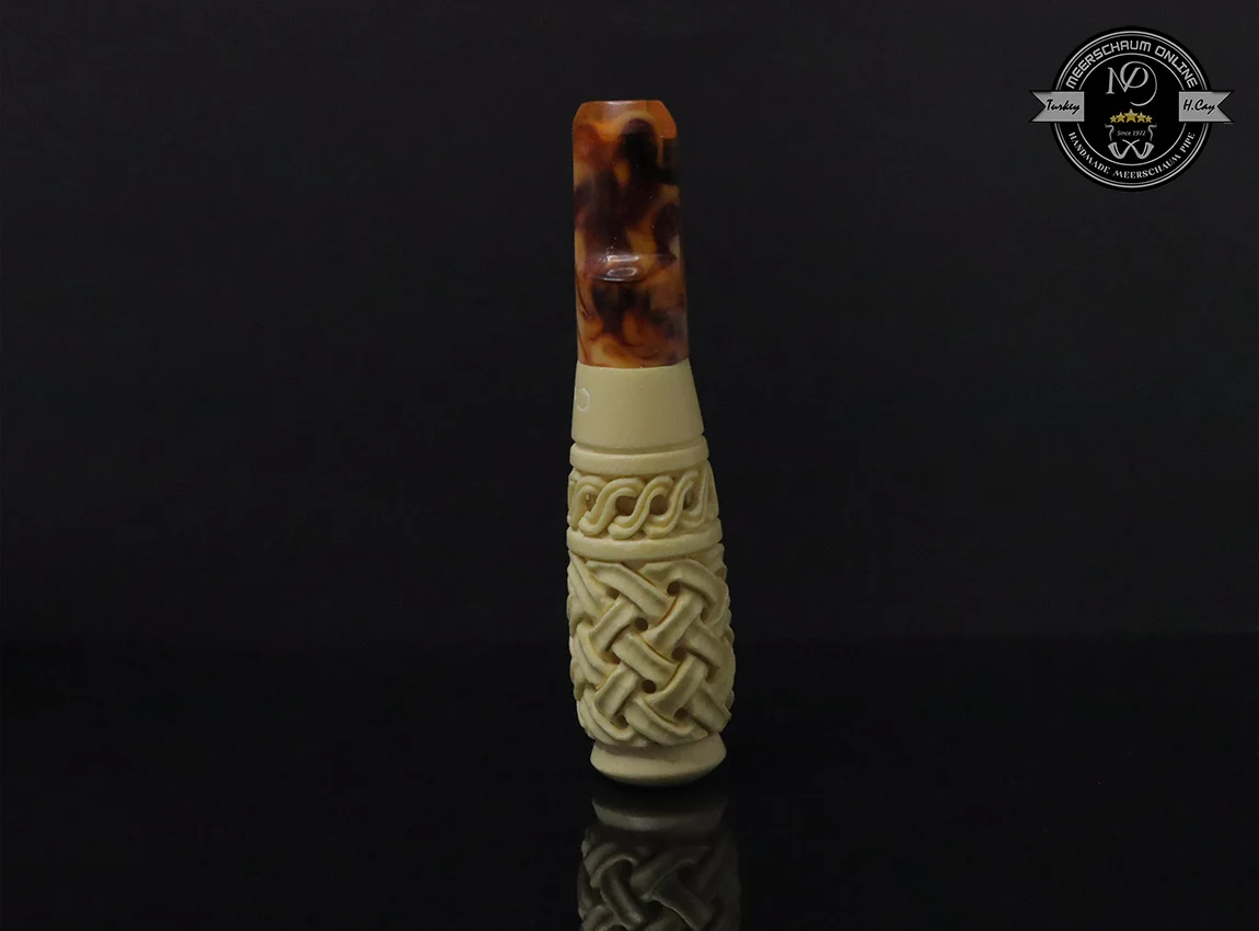 Подставка для сигарет ручной работы
Подставка для сигарет ручной работы