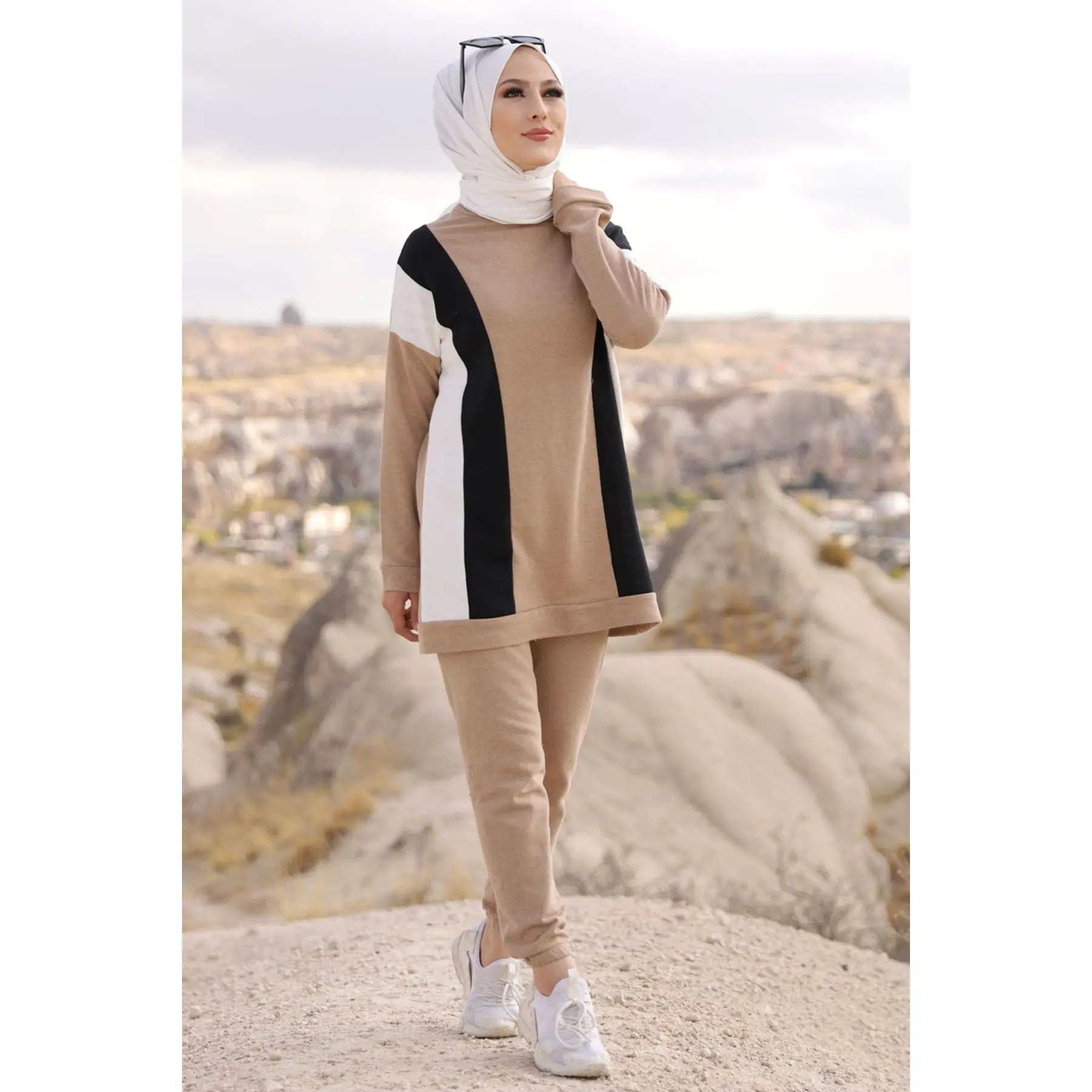 Two Piece Sets Women Tracksuit Long Sleeve Top+Pants Jogging Sporty Matching Suits Muslim Sportswear Outfit Female Hijab Sport
Two Piece Sets Women Tracksuit Long Sleeve Top+Pants Jogging Sporty Matching Suits Muslim Sportswear Outfit Female Hijab Sport