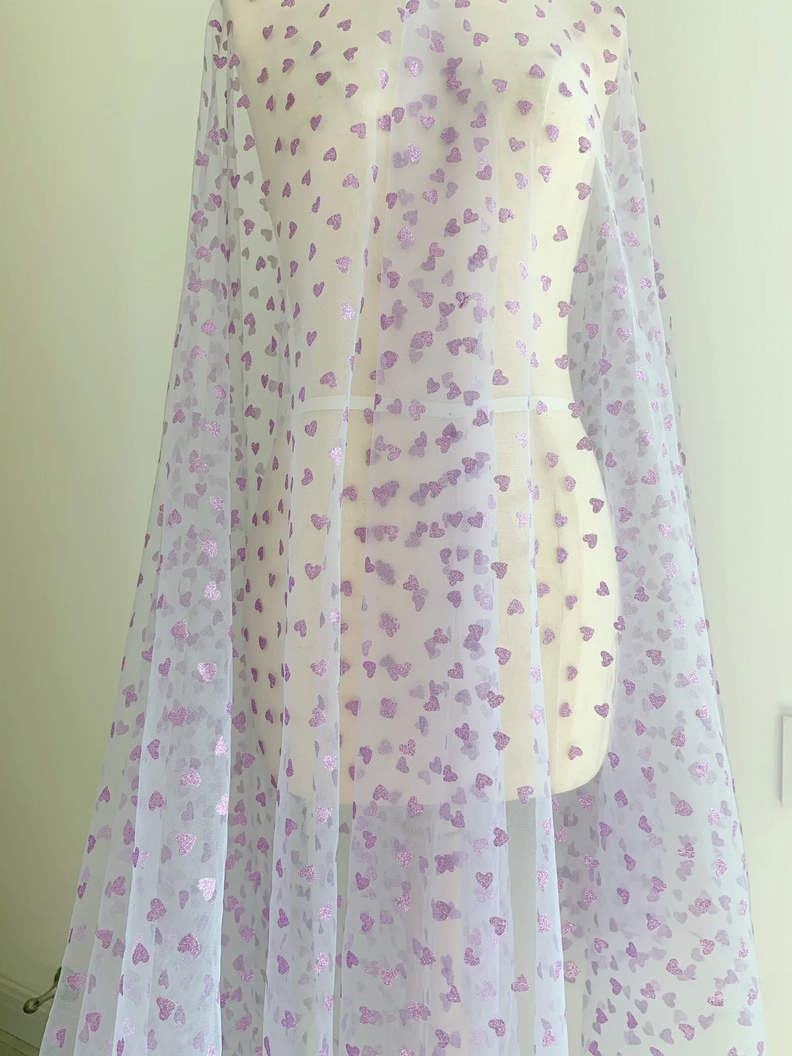 1 yard Light Purple Tulle Fabric with Glitter Hearts Tulle with Sweethearts for Dress Costume Party Decors Wedding Decors
1 yard Light Purple Tulle Fabric with Glitter Hearts Tulle with Sweethearts for Dress Costume Party Decors Wedding Decors
