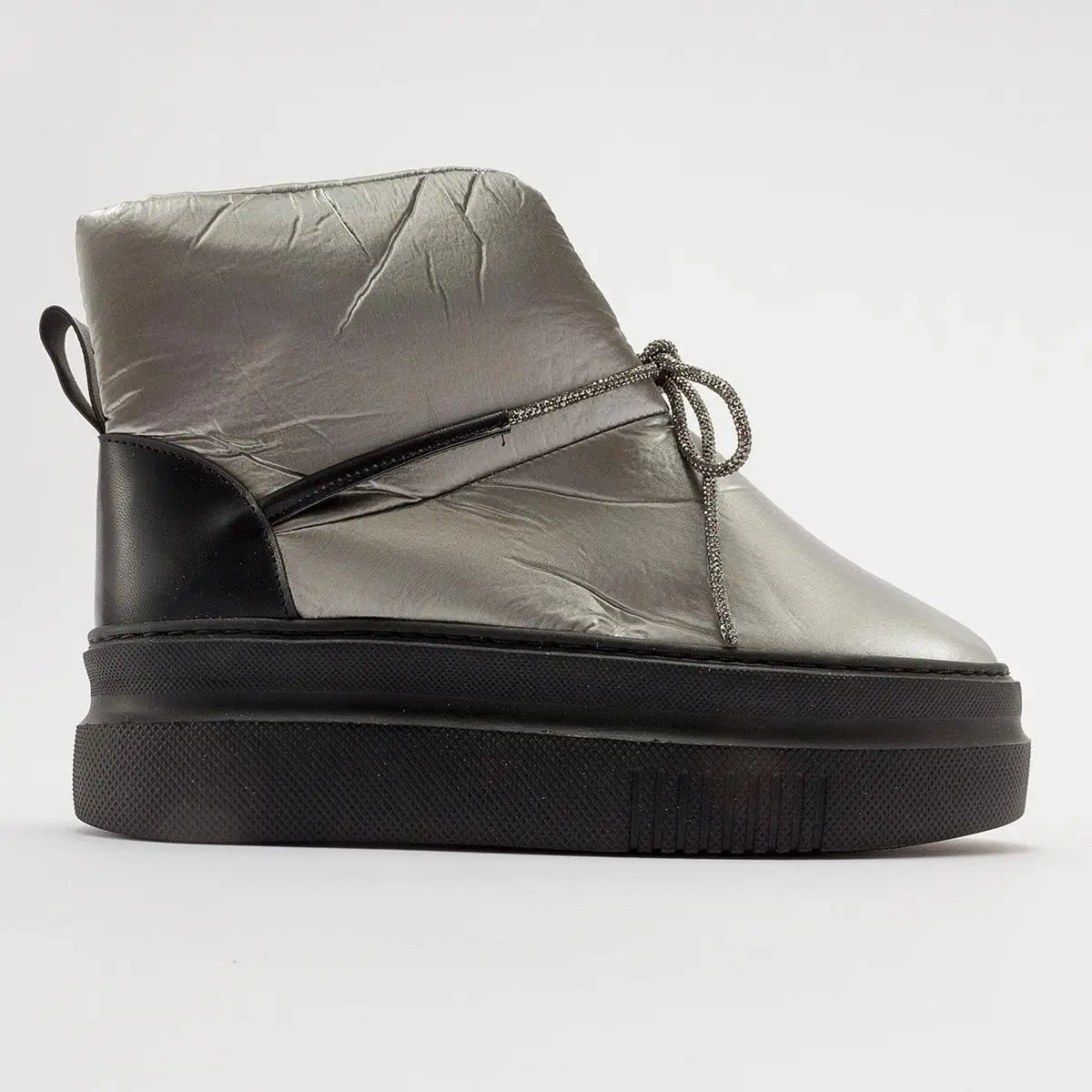 Giova Quality Artificial Leather Textile Crystal Laced Thick Plastic Sole Inflatable Women's Boat Beige Platinum Black Winter
Giova Quality Artificial Leather Textile Crystal Laced Thick Plastic Sole Inflatable Women's Boat Beige Platinum Black Winter