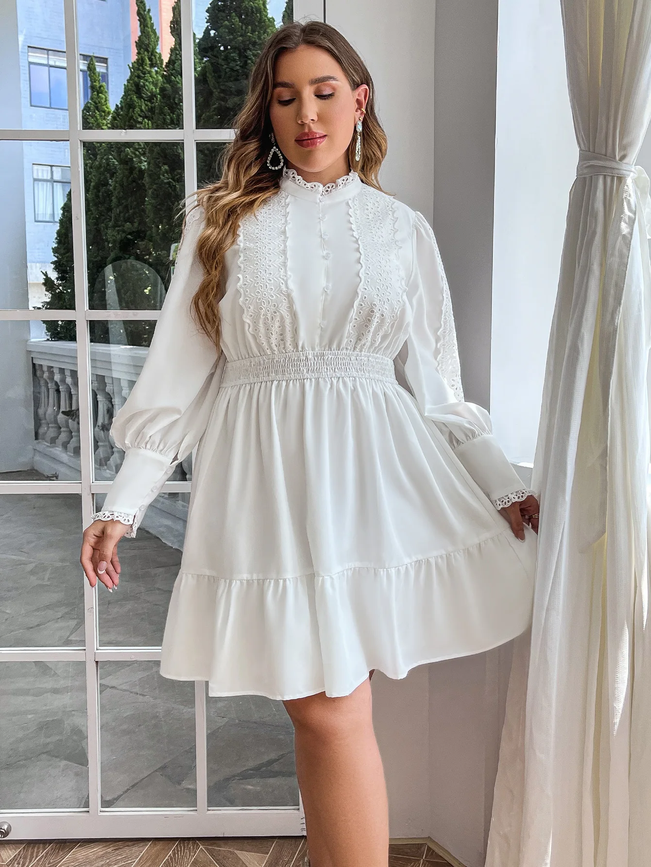 Simplee Plus Elegant lace patchwork party plus size dress women Buttons white office dresses Elastic waist frills ruffle vestido
Simplee Plus Elegant lace patchwork party plus size dress women Buttons white office dresses Elastic waist frills ruffle vestido