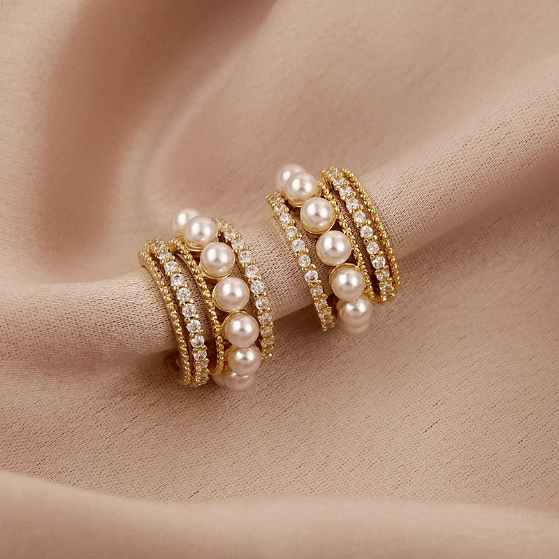 22mm Layer Geometric Earrings Women Circle C Shape Rhinestones Pearl Engagement Gift Jewelry
22mm Layer Geometric Earrings Women Circle C Shape Rhinestones Pearl Engagement Gift Jewelry