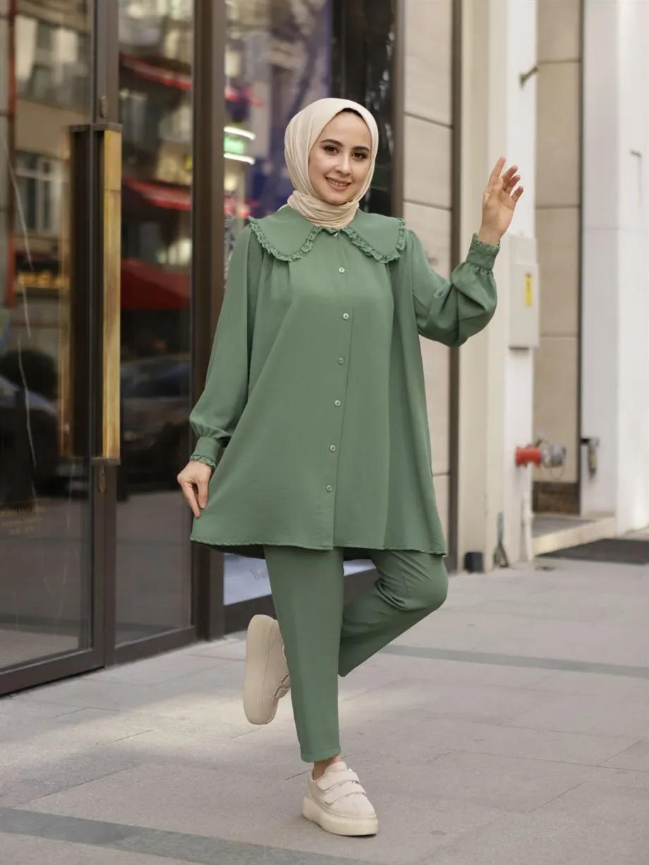 

Women's tunic suit neckline and sleeves filet lace detaylı stylish hijab twinset front button tunic and trousers Muslim fashion