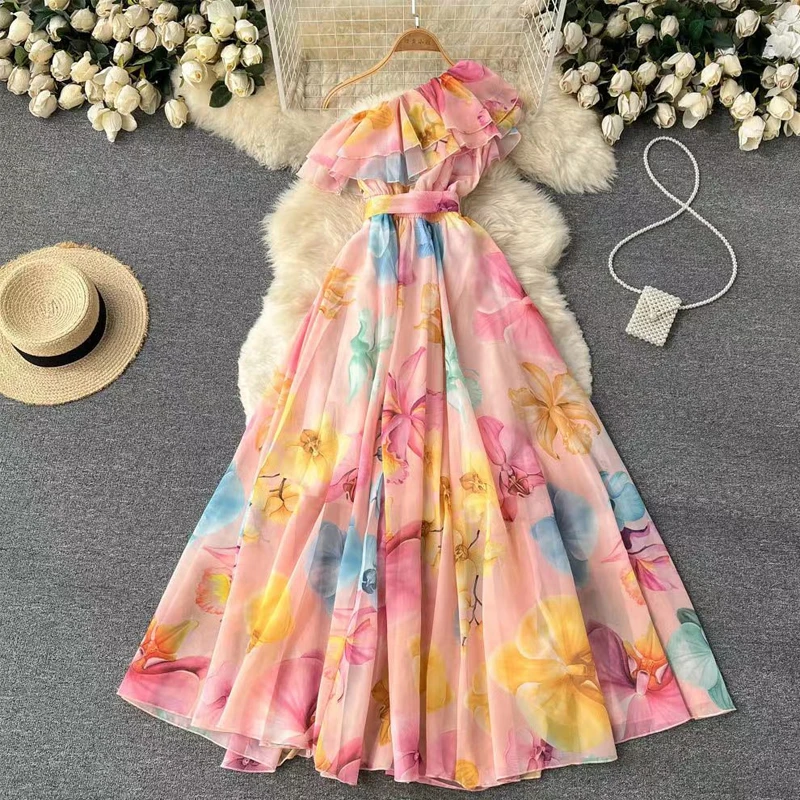Elegant Bohemian Beach Dress Women Summer Chiffon Printed Design Oblique Off-shoulder Ruffled Holiday Long Party Dress
Elegant Bohemian Beach Dress Women Summer Chiffon Printed Design Oblique Off-shoulder Ruffled Holiday Long Party Dress