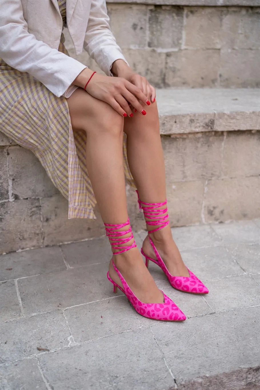 Women's Fuchsia Satin Heeled Shoes 2022 Summer New Fashion Platform Leopard Ankle Strap Sandals Party Comfort Sexy Pointed Toe
Women's Fuchsia Satin Heeled Shoes 2022 Summer New Fashion Platform Leopard Ankle Strap Sandals Party Comfort Sexy Pointed Toe