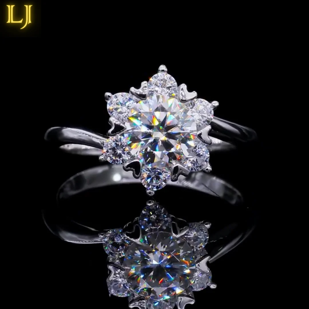 1.0 Ct Moissanite Ring Design Solid 925 Silver Flower with Rhodium Finish Round Diamond Cut Engagement Pledge
1.0 Ct Moissanite Ring Design Solid 925 Silver Flower with Rhodium Finish Round Diamond Cut Engagement Pledge