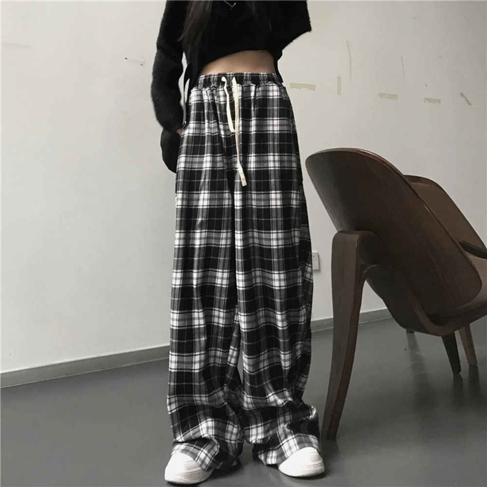 Black and White Wide Leg Plaid Pants Women Drawstring Loose Teen Straight Trousers Harajuku Streetwear Hippie Sweatpants Joggers
Black and White Wide Leg Plaid Pants Women Drawstring Loose Teen Straight Trousers Harajuku Streetwear Hippie Sweatpants Joggers