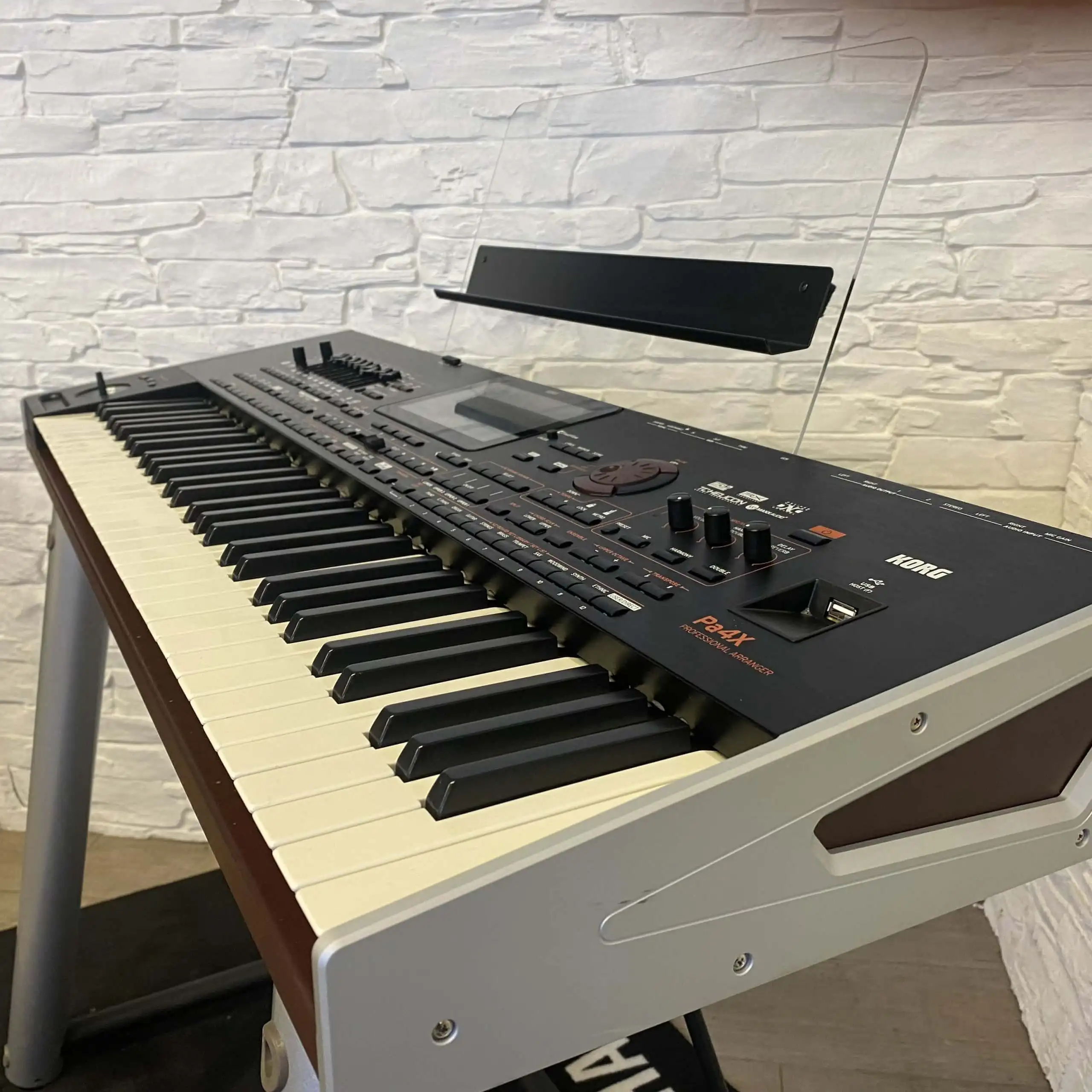 (NEW) Summer discount of 50% KORG PA4X - 61 Key Professional Arranger Keyboard Hot
(NEW) Summer discount of 50% KORG PA4X - 61 Key Professional Arranger Keyboard Hot
