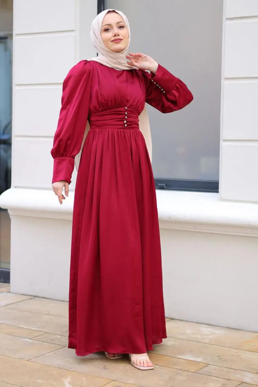 Evening dress women's hijab long stylish and elegant stone detail women hijab evening dress Muslim fashion satin long dress 2022
Evening dress women's hijab long stylish and elegant stone detail women hijab evening dress Muslim fashion satin long dress 2022