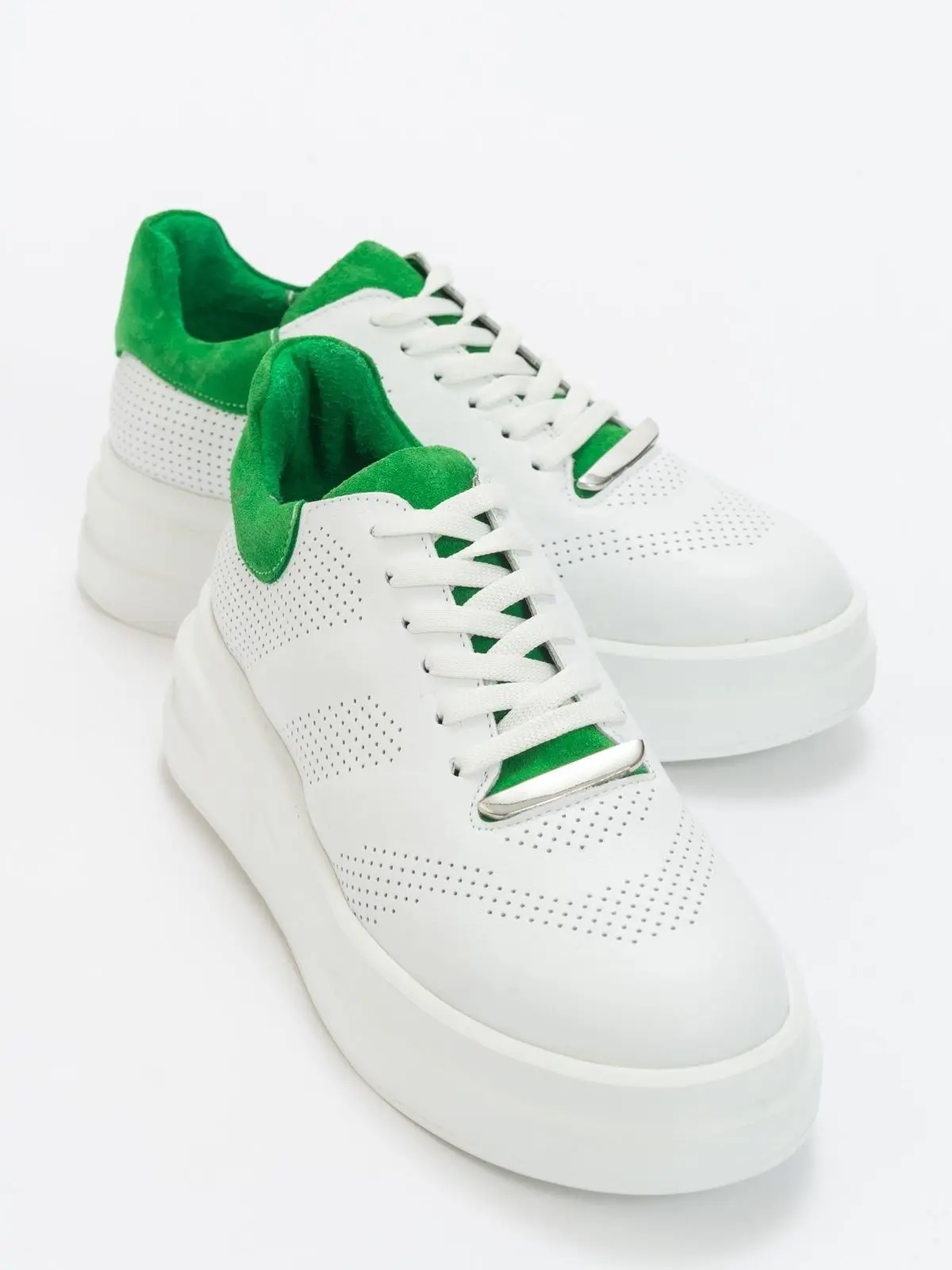 Asse Interior Exterior Genuine Leather Thick Platform Extra Light Eva Sole Sneakers Poshnmore White green Casual shoes
Asse Interior Exterior Genuine Leather Thick Platform Extra Light Eva Sole Sneakers Poshnmore White green Casual shoes