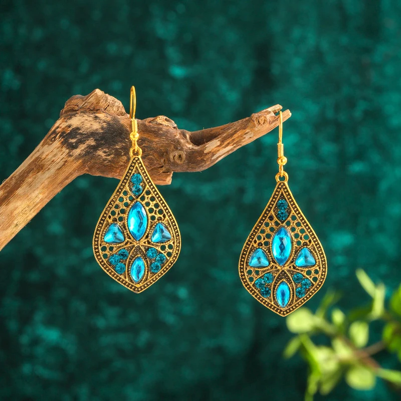 

Vintage Ethnic Water Drop Earrings for Women Boho Antique Gold Color Rhinestone Hollow Indian Earrings Jhumka Jewelry Wholesale