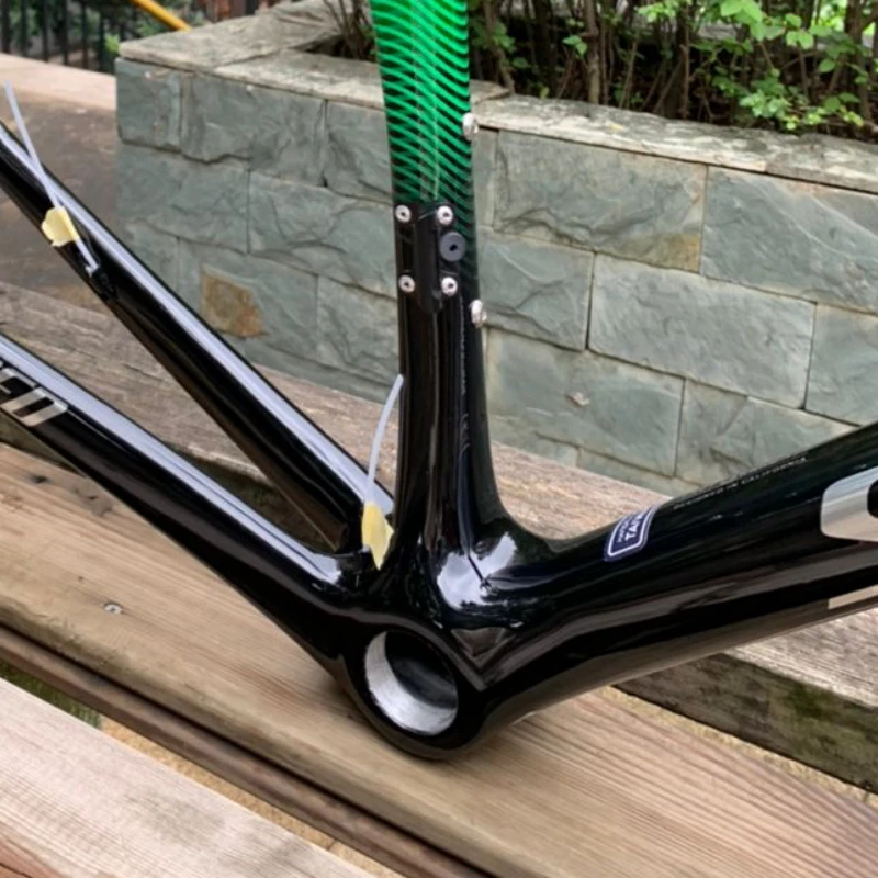 2022 новая рама из углеродного волокна SL7 T1100 700C рама из углеродного волокна для дорожного велосипеда 1:1 совместимый механический дисковый тор...
2022 новая рама из углеродного волокна SL7 T1100 700C рама из углеродного волокна для дорожного велосипеда 1:1 совместимый механический дисковый тор...