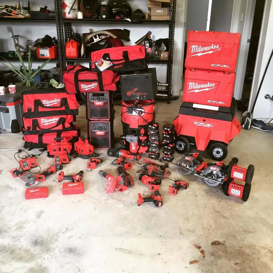 FREE SHIPPING For New Milwaukees 2695-15 / 2896-26 M18 FUEL 18V Cordless Power Lithium-Ion 15-Tool Combo Kit
FREE SHIPPING For New Milwaukees 2695-15 / 2896-26 M18 FUEL 18V Cordless Power Lithium-Ion 15-Tool Combo Kit