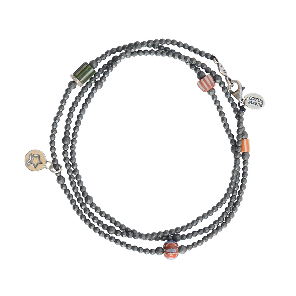 Customized frosted natural gemstones and colored glass beads 925 silver necklace road Tasman couple black gallstone
Customized frosted natural gemstones and colored glass beads 925 silver necklace road Tasman couple black gallstone