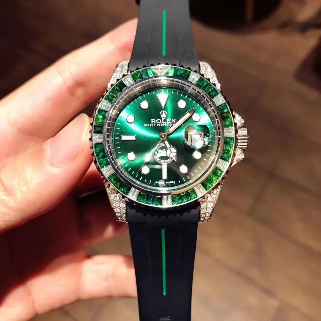 Ограниченная серия часов Rolex Style The Submariner RetuRn Area включает в себя часы.