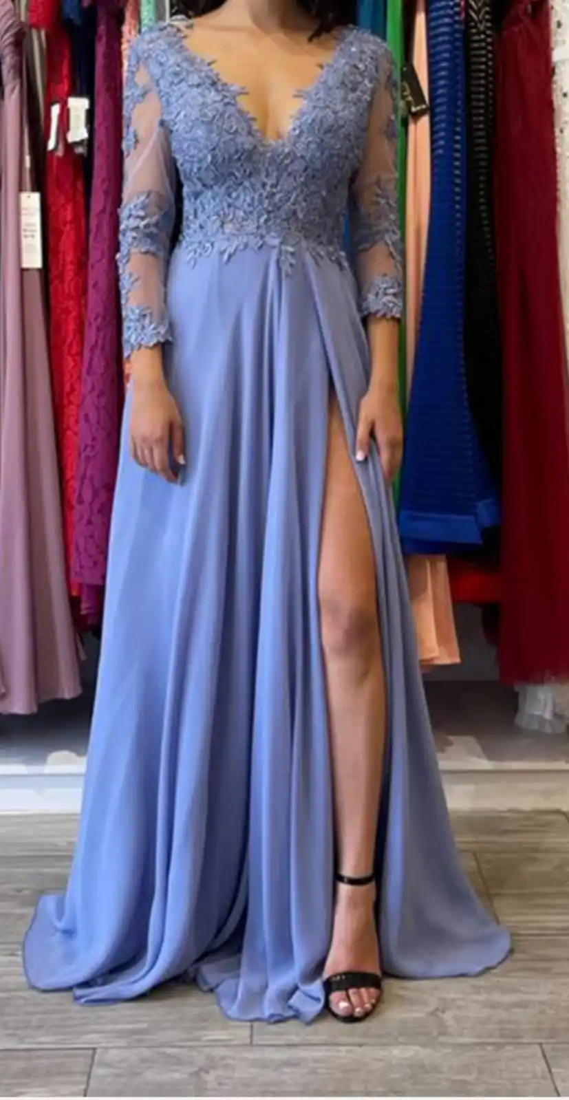 Fanshao wd241 A-Line V-neck Long Sleeves with Split Chiffon Floor Length Prom Dresses Sleeveless Formal Custom Made Party Gowns
Fanshao wd241 A-Line V-neck Long Sleeves with Split Chiffon Floor Length Prom Dresses Sleeveless Formal Custom Made Party Gowns