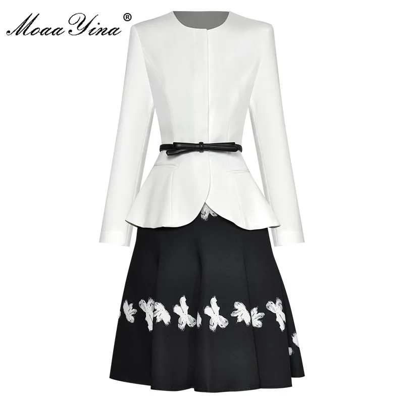 MoaaYina, модный дизайнерский осенне-зимний костюм с юбкой, женское белое пальто с длинным рукавом и поясом + юбка с принтом, черные юбки, комплект из 2 предметов
MoaaYina, модный дизайнерский осенне-зимний костюм с юбкой, женское белое пальто с длинным рукавом и поясом + юбка с принтом, черные юбки, комплект из 2 предметов