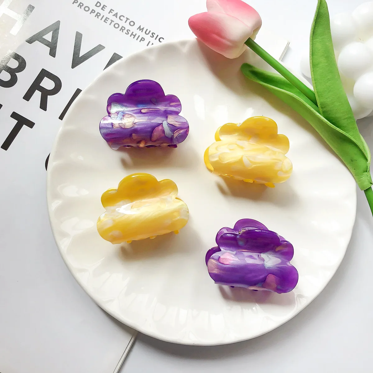 Fashion Colorful Flower Acetate Hair Claw For Women Girls 2022 Sweet Cute Clouds Headwear Barrette Hairpin Hair Clip Accessories 
Fashion Colorful Flower Acetate Hair Claw For Women Girls 2022 Sweet Cute Clouds Headwear Barrette Hairpin Hair Clip Accessories