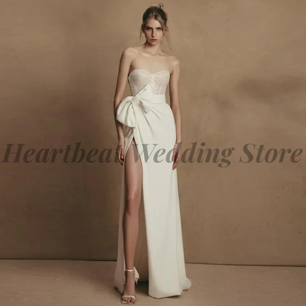 Romantic Bow Wedding Dress 2023 with Side Split Sweetheart Sleeveless Backless Sequins Beads for Ladies A-Line Court Train
Romantic Bow Wedding Dress 2023 with Side Split Sweetheart Sleeveless Backless Sequins Beads for Ladies A-Line Court Train