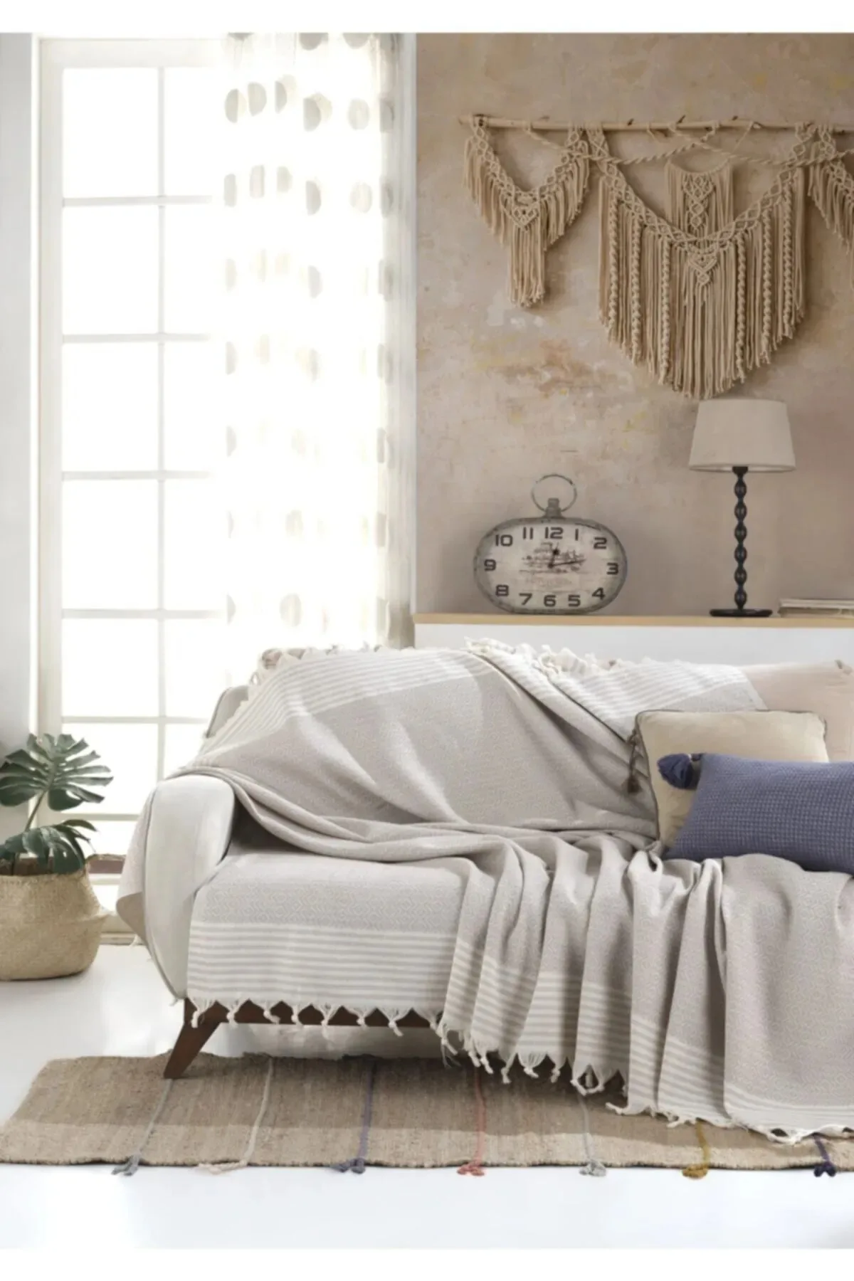 FAİEND HOME Luxury Patterned Armchair - Sofa Cover. Material: 100% Cotton. Dimension: 170X210 CM
FAİEND HOME Luxury Patterned Armchair - Sofa Cover. Material: 100% Cotton. Dimension: 170X210 CM