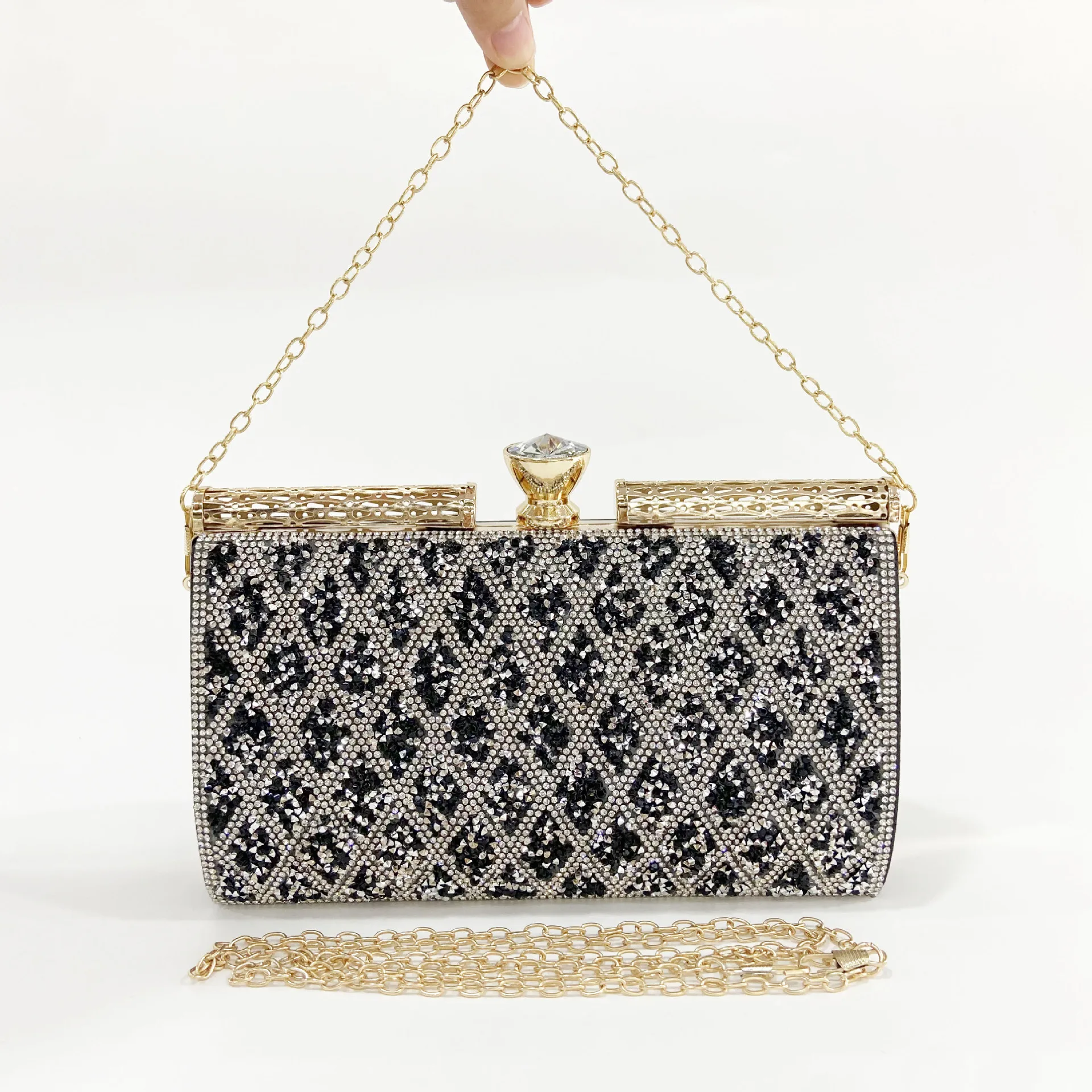 Luxury Diamond Evening Clutch Bag For Women Wedding Golden Clutch Purse Chain Shoulder Bag Small Party Handbag With Metal Handle
Luxury Diamond Evening Clutch Bag For Women Wedding Golden Clutch Purse Chain Shoulder Bag Small Party Handbag With Metal Handle