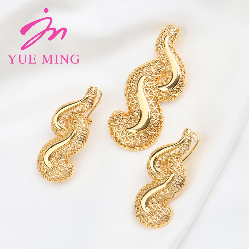 New Jewelry Set for Women Dubai Gold Plated Necklace and Pendant Nigerian Wedding African Copper Earrings Costume Daily Wear
New Jewelry Set for Women Dubai Gold Plated Necklace and Pendant Nigerian Wedding African Copper Earrings Costume Daily Wear