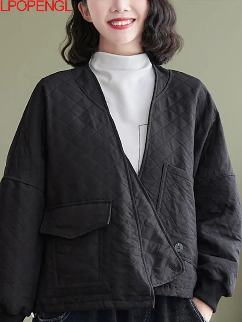 2022 Fashion Loose Casual Bat-shaped V-neck Single Button Jacket Women Indie Folk Oversized Autumn And Winter Long Sleeves Coat
2022 Fashion Loose Casual Bat-shaped V-neck Single Button Jacket Women Indie Folk Oversized Autumn And Winter Long Sleeves Coat