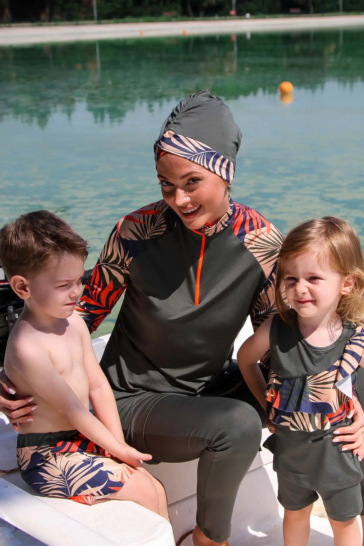 Женский скромный купальник с длинным рукавом burkini, закрывающий полный хиджаб, модель burqine, обувь для роста, вес lb, бюст, талия, wetsu
Женский скромный купальник с длинным рукавом burkini, закрывающий полный хиджаб, модель burqine, обувь для роста, вес lb, бюст, талия, wetsu