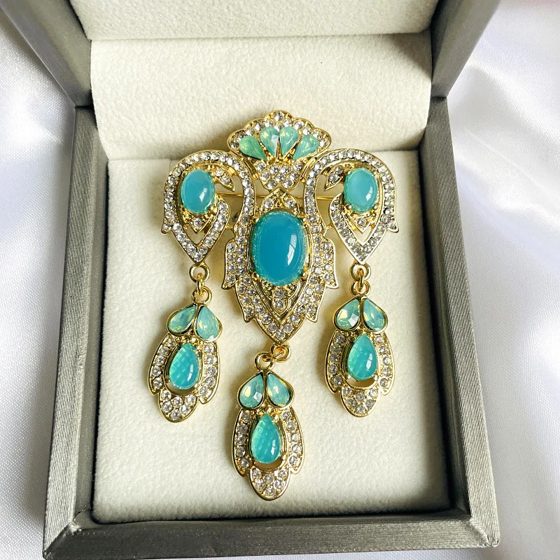 

Vintage Jewelry Jewellery Victorian Resin Gemstone Turquoise India Kundan Gold Crystal Rhinestone Dangles Brooch Pin Women