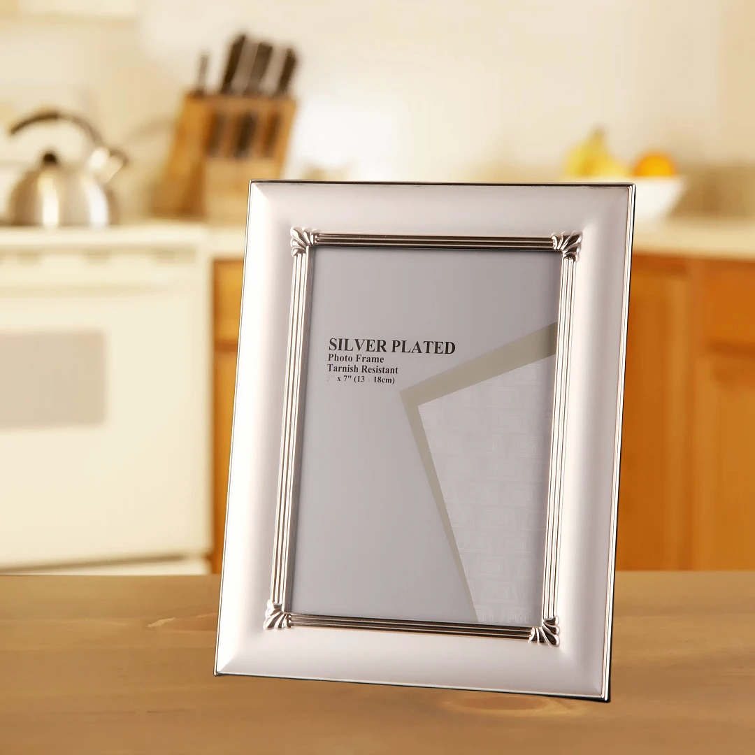 Фоторамка Flavinmci прямоугольная серебристая
Фоторамка Flavinmci прямоугольная серебристая