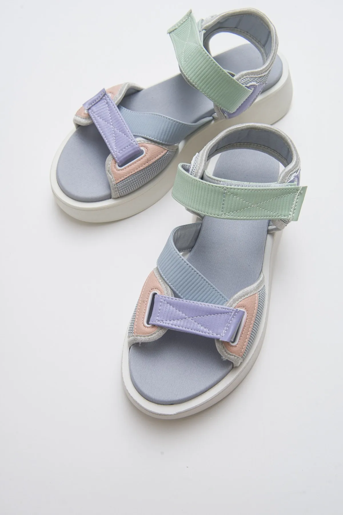 Kit Inner Outer Quality Faux Leather Strap Lightweight Comfortable Flat Sole Women Sandals White Beige Black Lilac Green
Kit Inner Outer Quality Faux Leather Strap Lightweight Comfortable Flat Sole Women Sandals White Beige Black Lilac Green