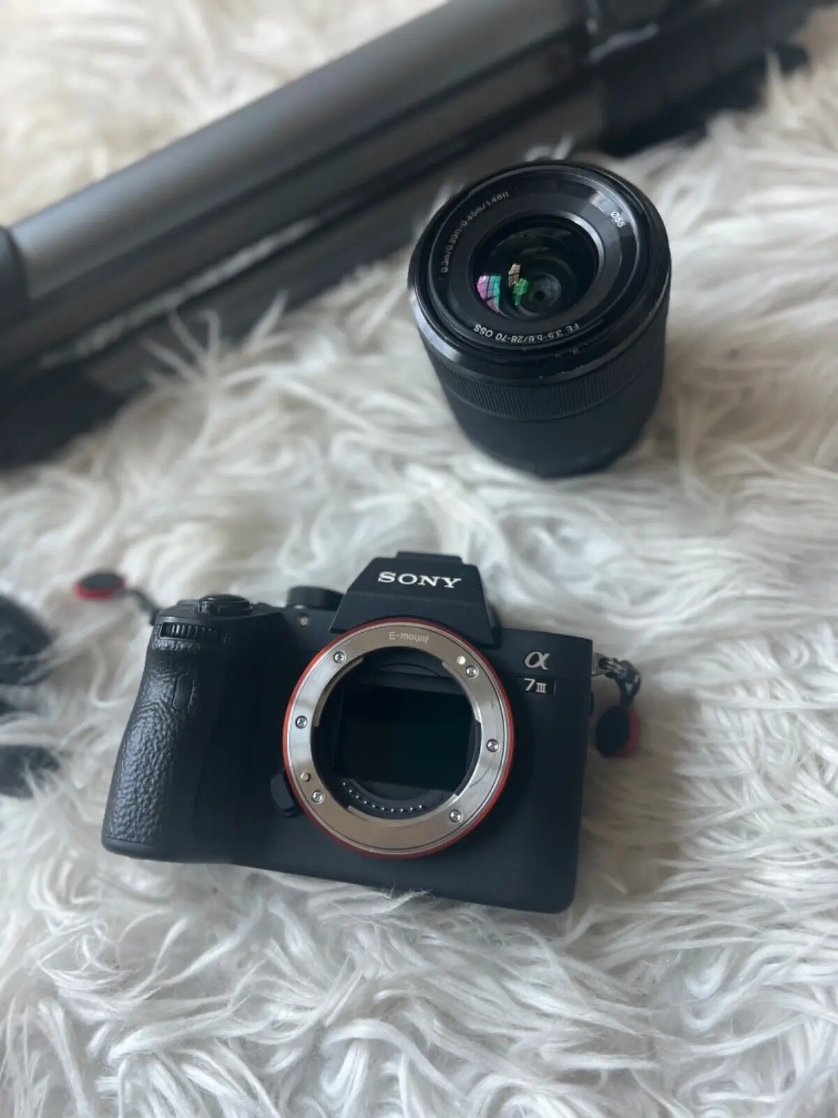 100% BIG DISCOUNT SALES Alpha a7 III (ILCEM3K/B) Full-frame Mirrorless Interchangeable-Lens Camera with 28-70mm Lens with 3-Inch
100% BIG DISCOUNT SALES Alpha a7 III (ILCEM3K/B) Full-frame Mirrorless Interchangeable-Lens Camera with 28-70mm Lens with 3-Inch