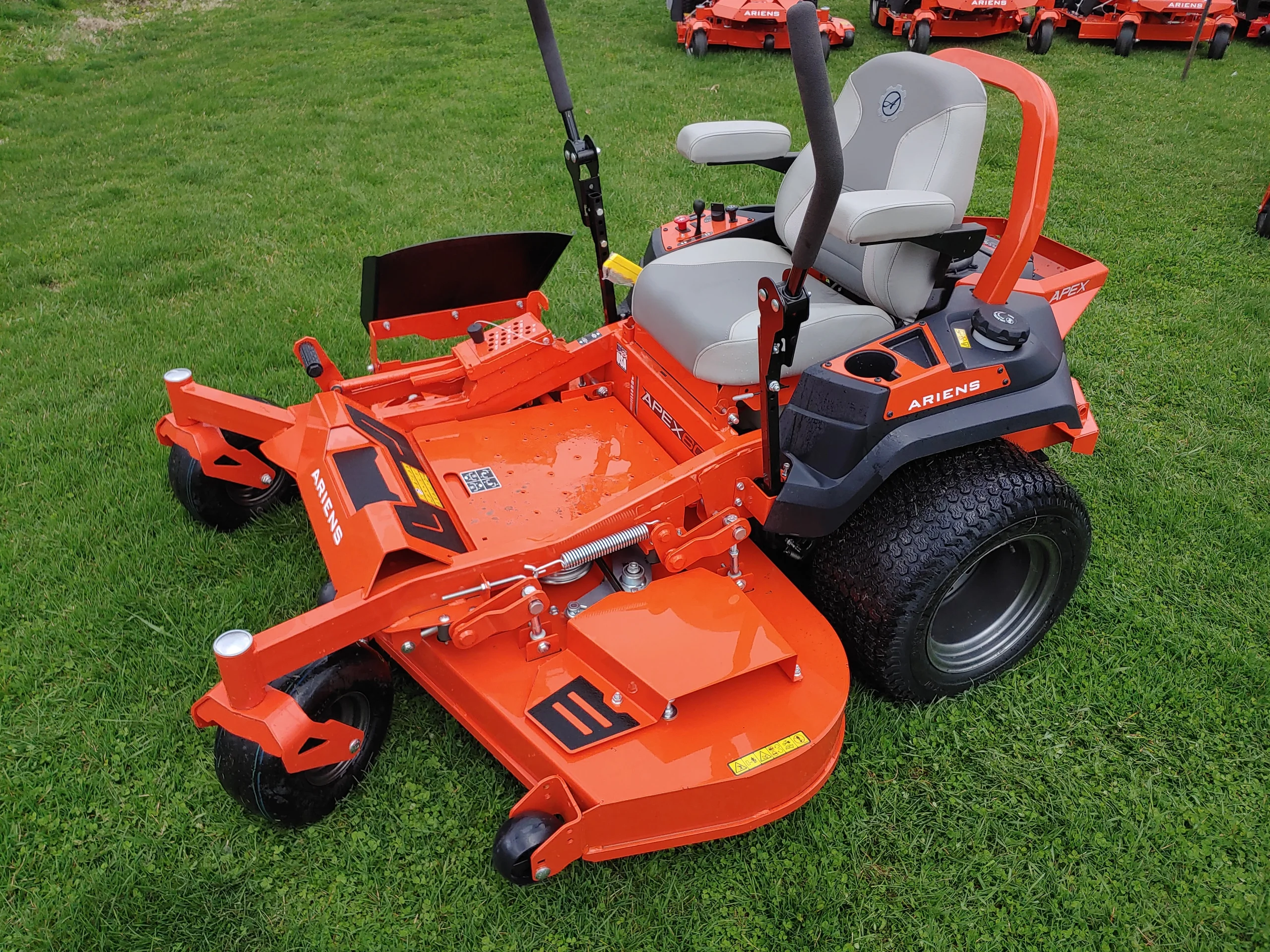 Распродажа до конца года // wt APEX 60 дюймов (Kawasakix) высота 24 л.с. // купите 3 получите 1 бесплатно
Распродажа до конца года // wt APEX 60 дюймов (Kawasakix) высота 24 л.с. // купите 3 получите 1 бесплатно