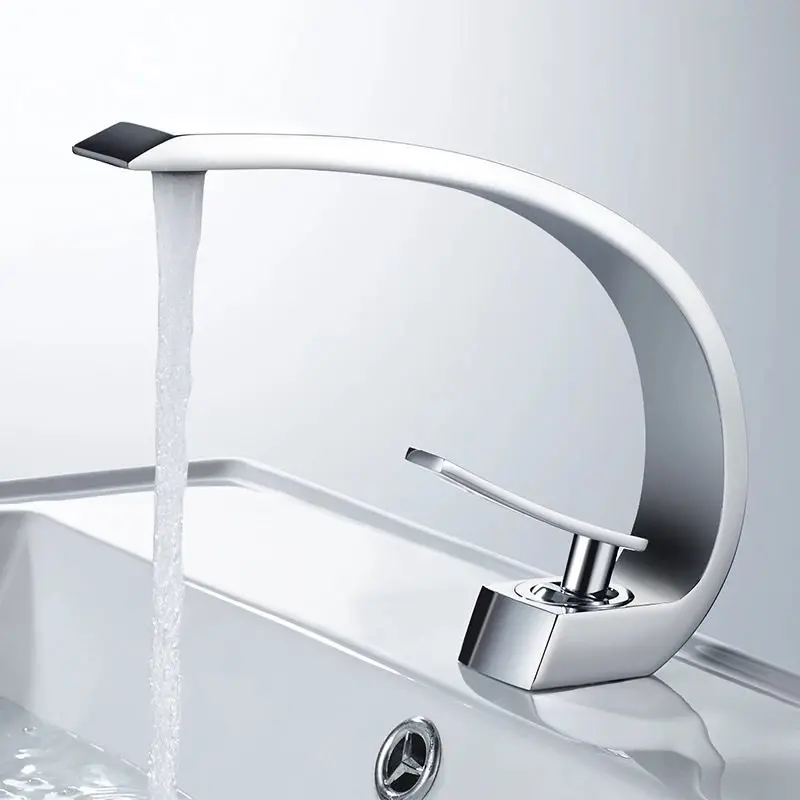 Fashion Bathroom Sink Faucet Tap Plating Brass Wash Basin Faucets Deck Mounted Hot and Cold Waterfall Modern Elegant Mixer Black
Fashion Bathroom Sink Faucet Tap Plating Brass Wash Basin Faucets Deck Mounted Hot and Cold Waterfall Modern Elegant Mixer Black