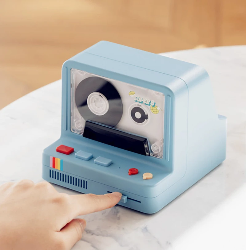 Creative Tape Machine BT Speaker Retro Nostalgic Fragrance Night Light Small Audio Desktop Outdoor Camping
Creative Tape Machine BT Speaker Retro Nostalgic Fragrance Night Light Small Audio Desktop Outdoor Camping