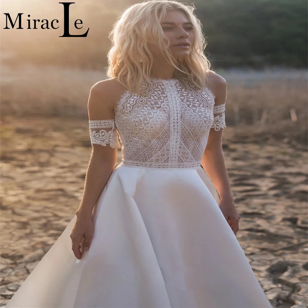 Boho Halter Appliques Wedding Dresses For Women A Line Button Wedding Gown For Bride Backless 2022 Popular Robe De Mariée
Boho Halter Appliques Wedding Dresses For Women A Line Button Wedding Gown For Bride Backless 2022 Popular Robe De Mariée