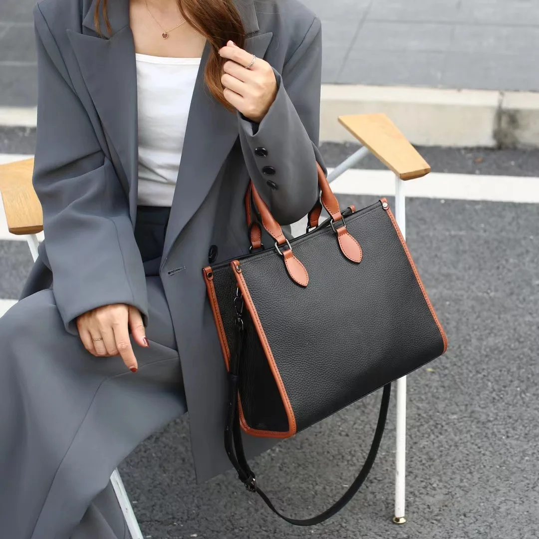 High-end Fashion Messenger Bag Simple Temperament Tote Bag Shoulder Bag 2022 New Business Commuter Urban Ladies Leather Handbag
High-end Fashion Messenger Bag Simple Temperament Tote Bag Shoulder Bag 2022 New Business Commuter Urban Ladies Leather Handbag