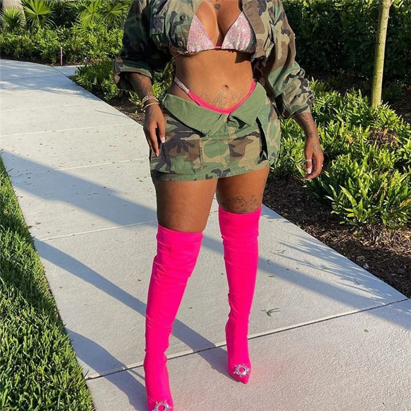 Multi Pockets Camouflage Mini Cargo Skirts Women Zipper Lapel Ruched Bodycon Camo Petticoats Y2K Streetwear Female Bottoms
Multi Pockets Camouflage Mini Cargo Skirts Women Zipper Lapel Ruched Bodycon Camo Petticoats Y2K Streetwear Female Bottoms
