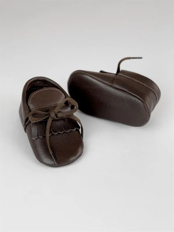 Newborn Baby Shoes Baby Boy Girl Shoes Classic Leather Rubber unisex baby shoes moccasins slip on infant shoes
Newborn Baby Shoes Baby Boy Girl Shoes Classic Leather Rubber unisex baby shoes moccasins slip on infant shoes