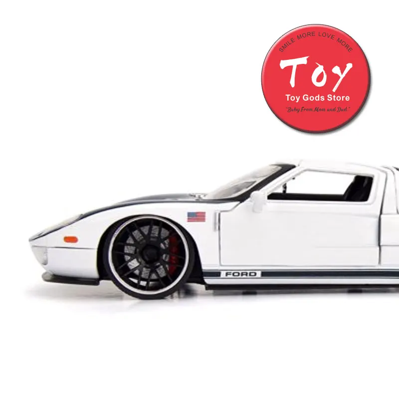 JADA 1/24 строительные игрушки 2005 FORD GT литая металлическая модель автомобиля игрушка для подарка, детей, коллекции, украшения
JADA 1/24 строительные игрушки 2005 FORD GT литая металлическая модель автомобиля игрушка для подарка, детей, коллекции, украшения