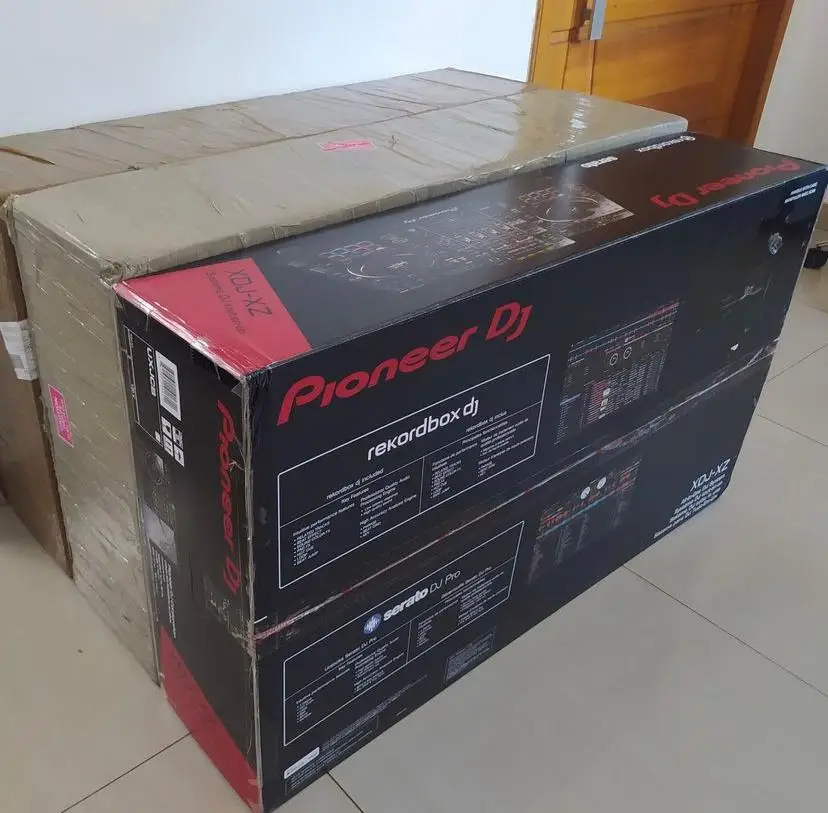 Оригинальный Новый 2-канальный DJ-микшер Rane TTM57mkII и цифровой DJ-контроллер
Оригинальный Новый 2-канальный DJ-микшер Rane TTM57mkII и цифровой DJ-контроллер