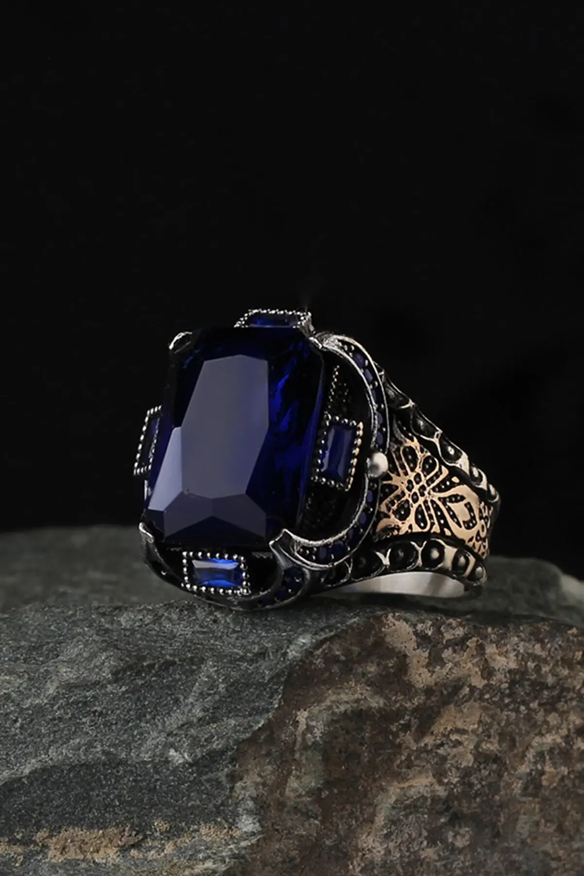 Unique ring for men 925 Sterling Silver Ring with Baguette Stone Parliament Blue Zircon Stone Men's ring fashion good looking 20
Unique ring for men 925 Sterling Silver Ring with Baguette Stone Parliament Blue Zircon Stone Men's ring fashion good looking 20