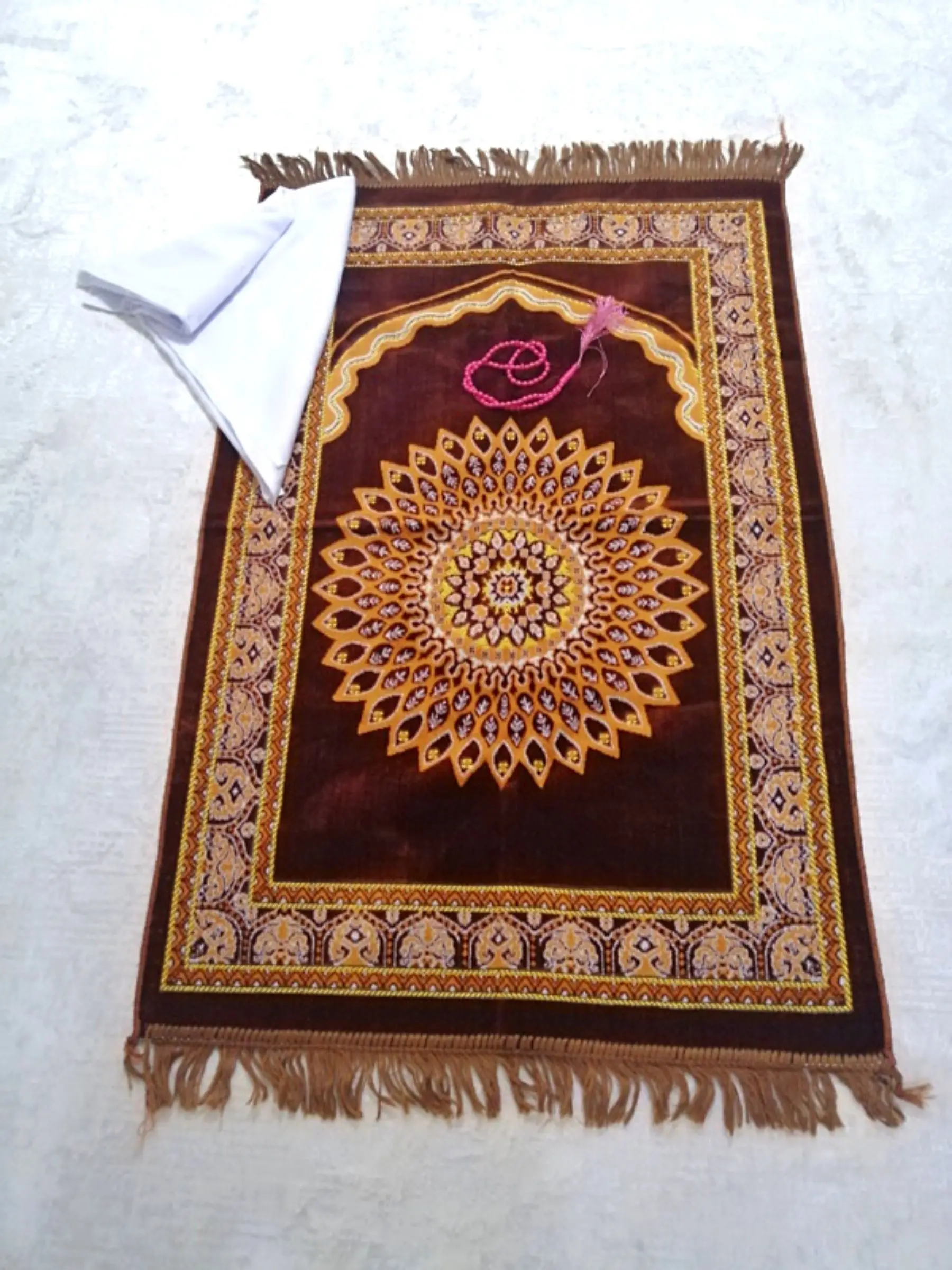 Islamic Prayer Set Prayer Rug Scarf and Rosary Turkish Knitted Carpet Elegant Muslim Gift, Rose Smell Rosary Pray Accessories
Islamic Prayer Set Prayer Rug Scarf and Rosary Turkish Knitted Carpet Elegant Muslim Gift, Rose Smell Rosary Pray Accessories
